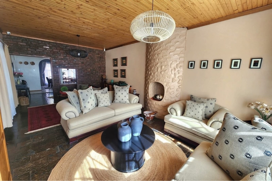 4 Bedroom Property for Sale in Hillcrest Northern Cape